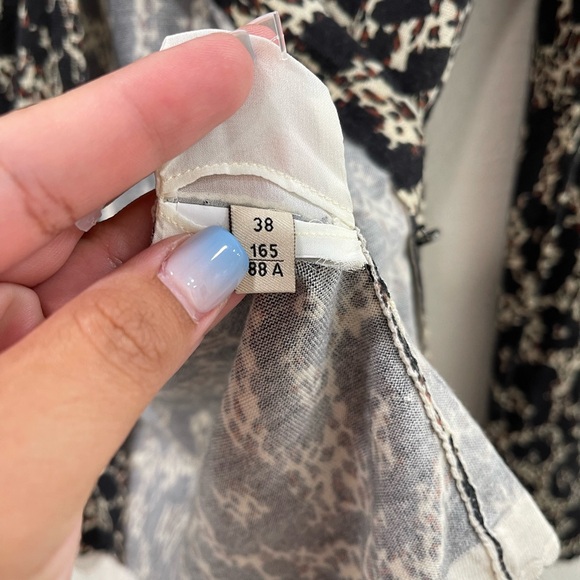 Roberto Cavalli Leopard Cardigan Women’s Size 38 US 2 - Picture 4 of 5